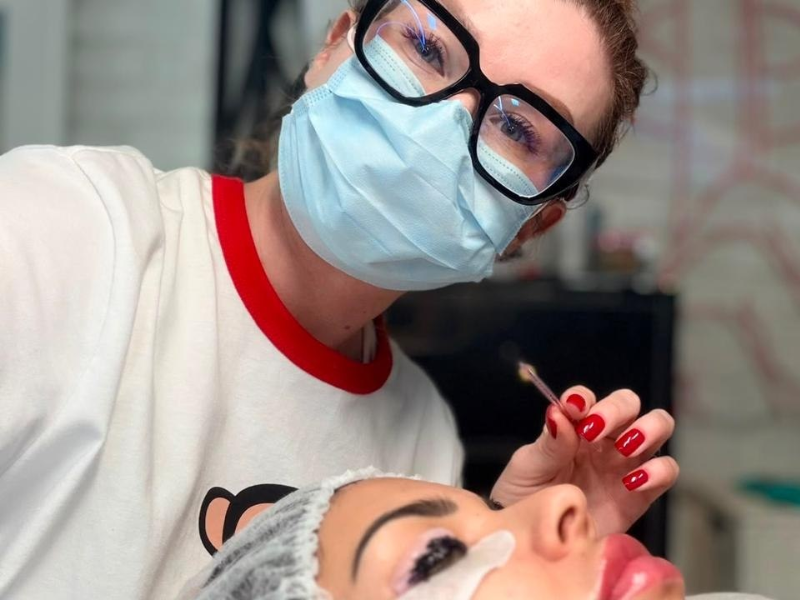 Lash Lab by Lena — салон по наращиванию и ламинированию ресниц с русскоязычным мастером в Поланко, Мехико